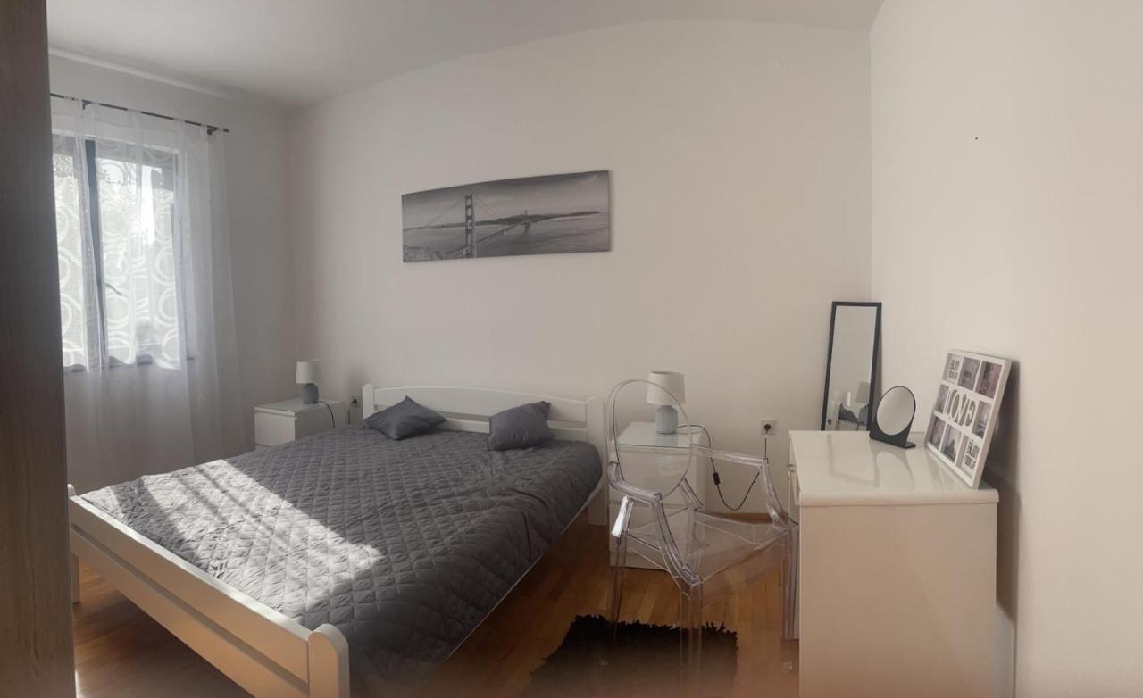Apartment Greta Лабин Екстериор снимка