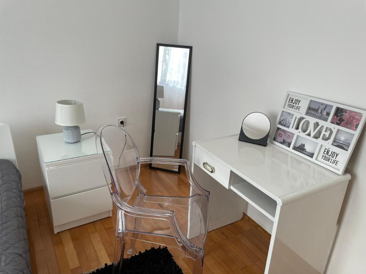 Apartment Greta Лабин Екстериор снимка